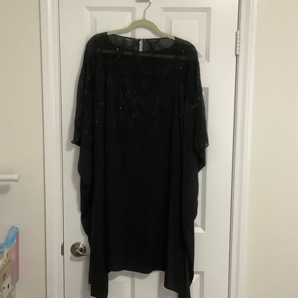 St. John Elegant Tent Dress - Picture 2 of 12
